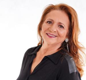Theresa Webb