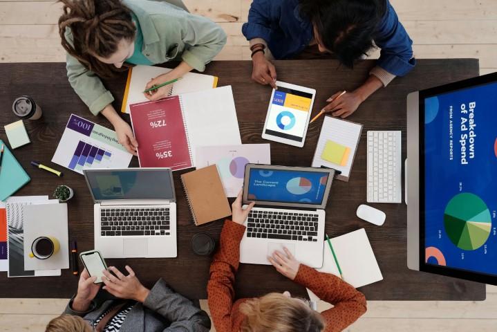 5 Key Benefits of Custom Software Development